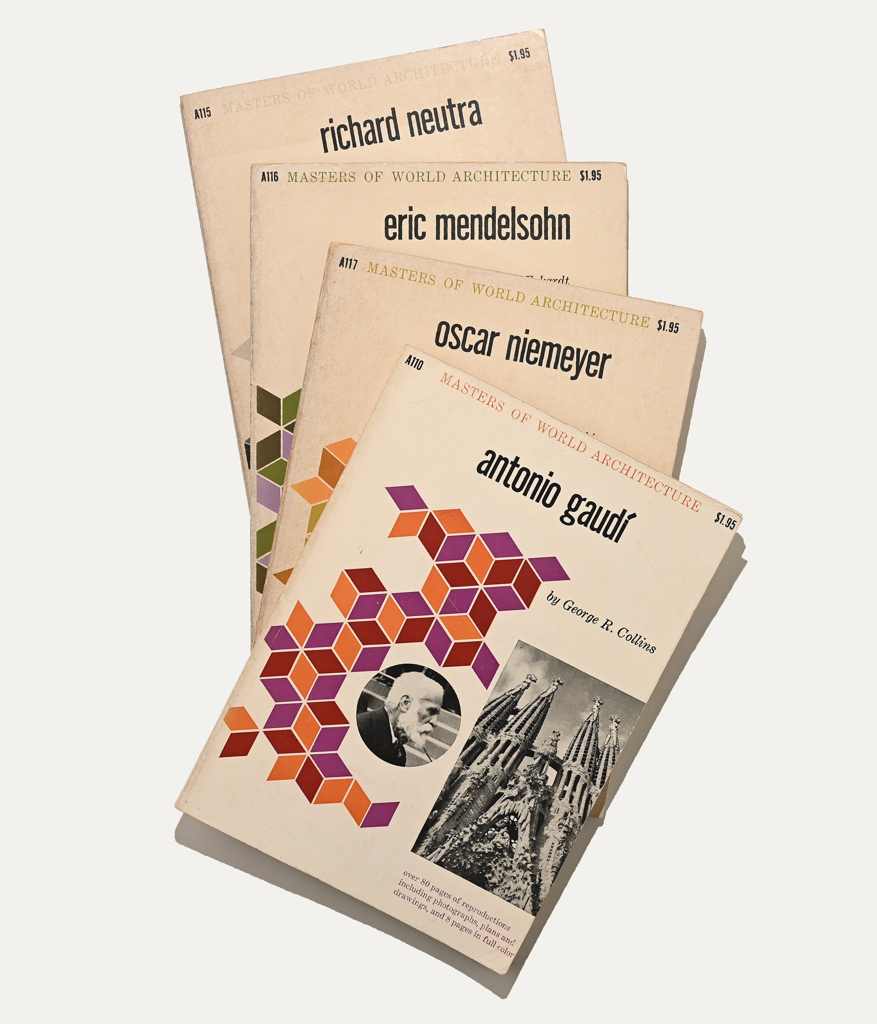 Antonio Gaudi / Eric Mendelson / Richard Neutra / Oscar Niemeyer - Masters of World Architecture, 1960